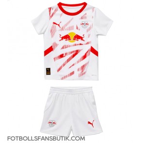 RB Leipzig Replika Hemmatröja Barn 2024-25 Kortärmad (+ Korta byxor)